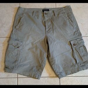 American Eagle Grey Cargo Shorts